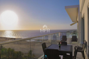 Edificio Morros 3, Beachfront & 2 Bedrooms by Inmobiliaria MFR